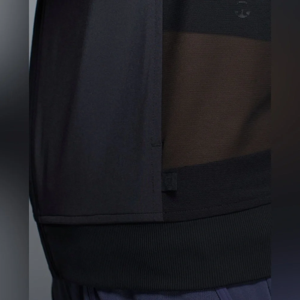 Lululemon Noir Jacket